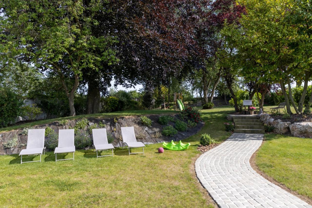 La Villa Des Coquelicots Duisans Exteriör bild